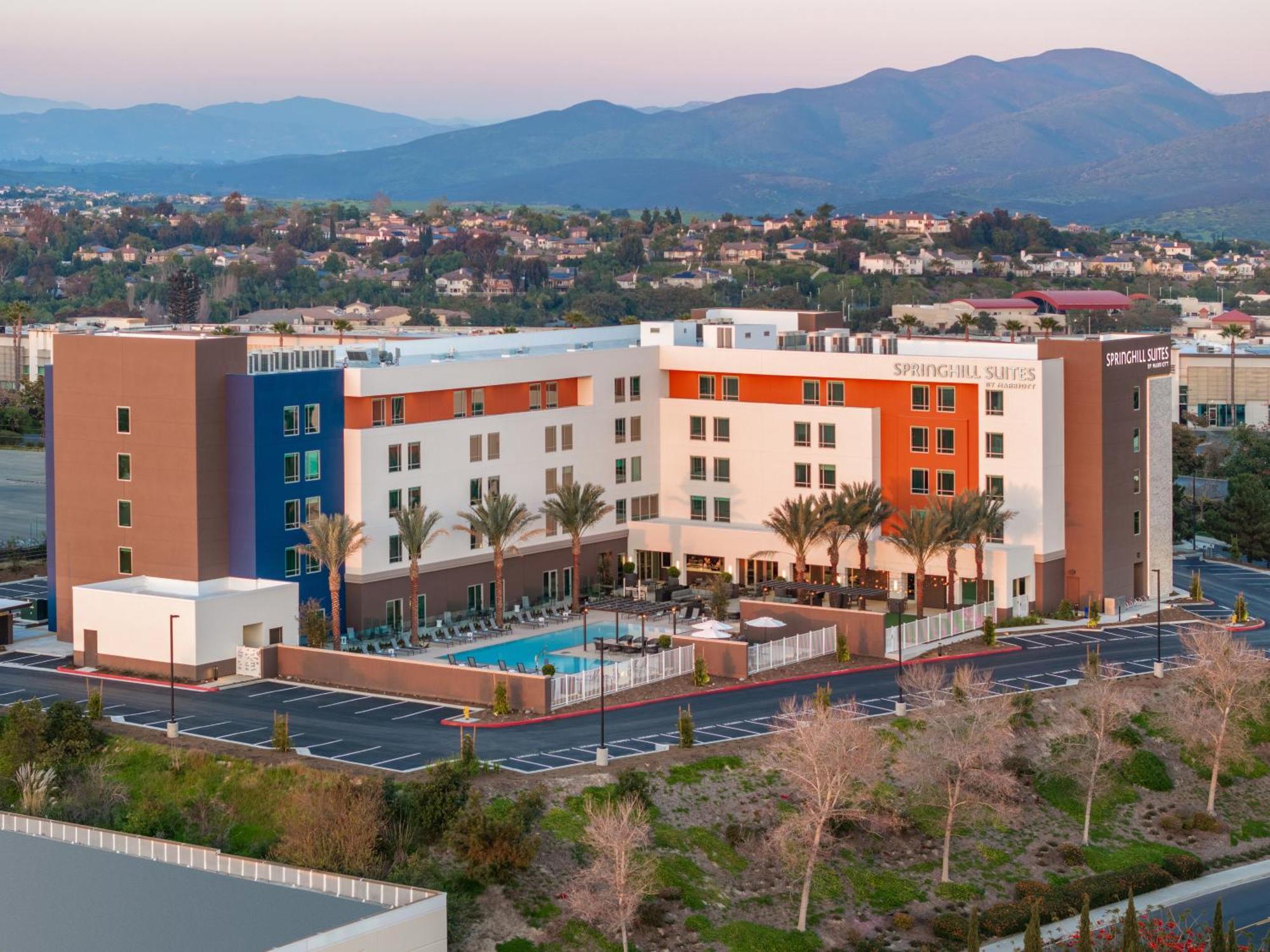 Springhill Suites By Marriott Chula Vista Eastlake Екстериор снимка